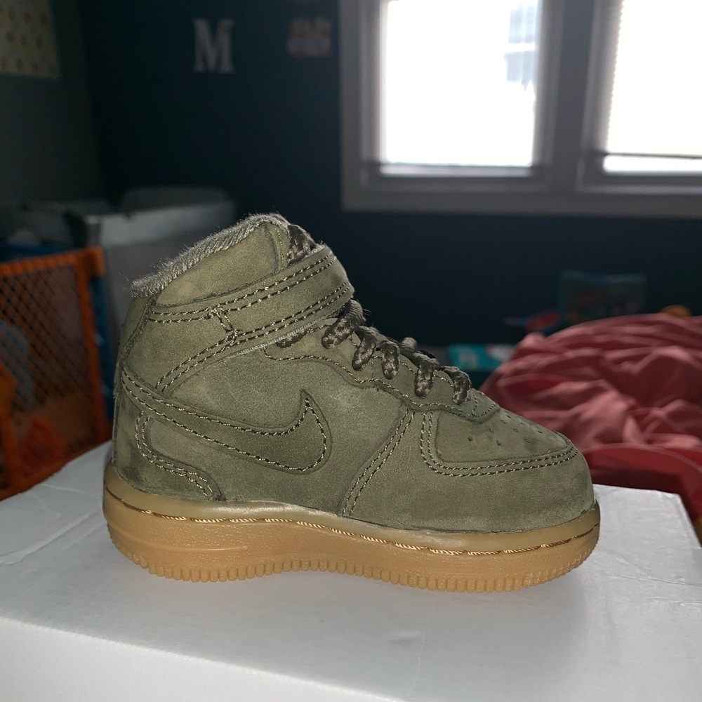 Air Force 1 Olive Green